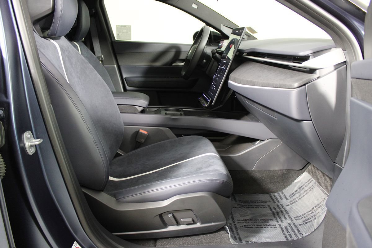 Used 2023 Fisker Ocean Extreme image 15