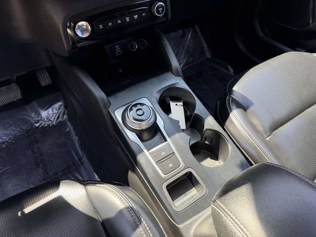 Used 2024 Ford Escape Platinum AWD/4WD image 30