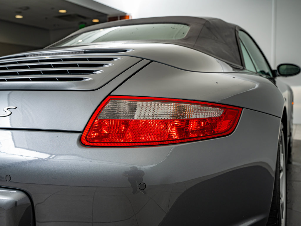 Used 2006 Porsche 911 Carrera S RWD image 20