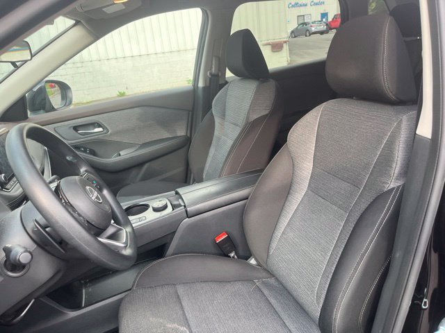 Used 2023 Nissan Rogue SV AWD/4WD image 11