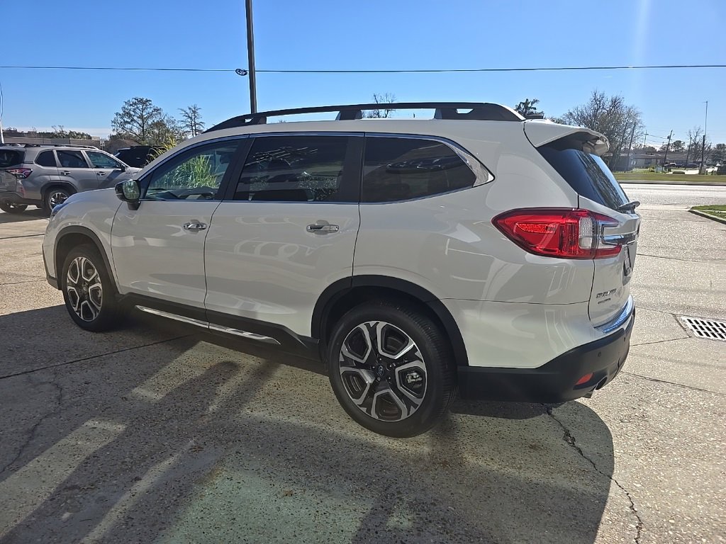 Certified 2025 Subaru Ascent Touring w/ Popular Package #2 image 4