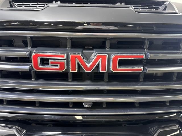 Used 2022 GMC Sierra 2500 AT4 w/ AT4 Preferred Package image 9