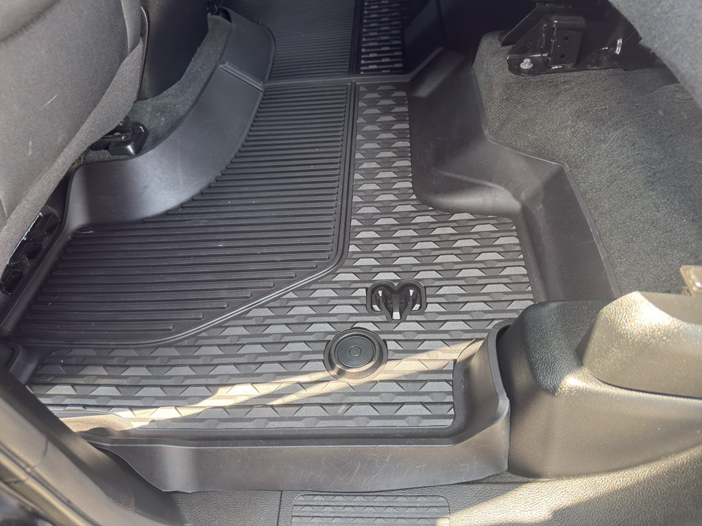 Used 2021 RAM 1500 Big Horn AWD/4WD image 35