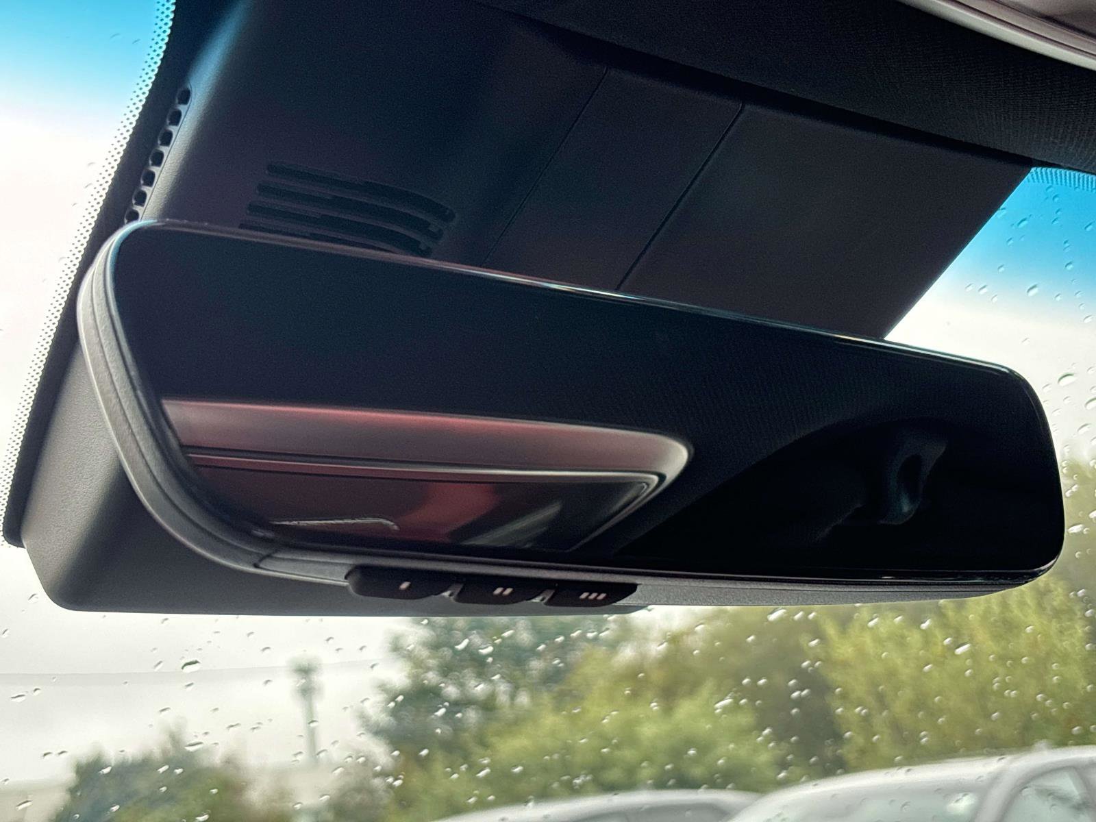 Used 2023 Genesis GV70 2.5T w/ Sport Prestige Package image 31