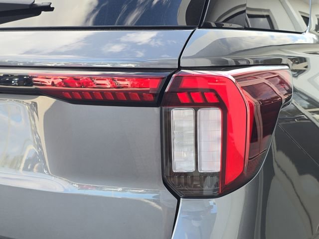 Used 2025 Ford Explorer ST-Line image 8