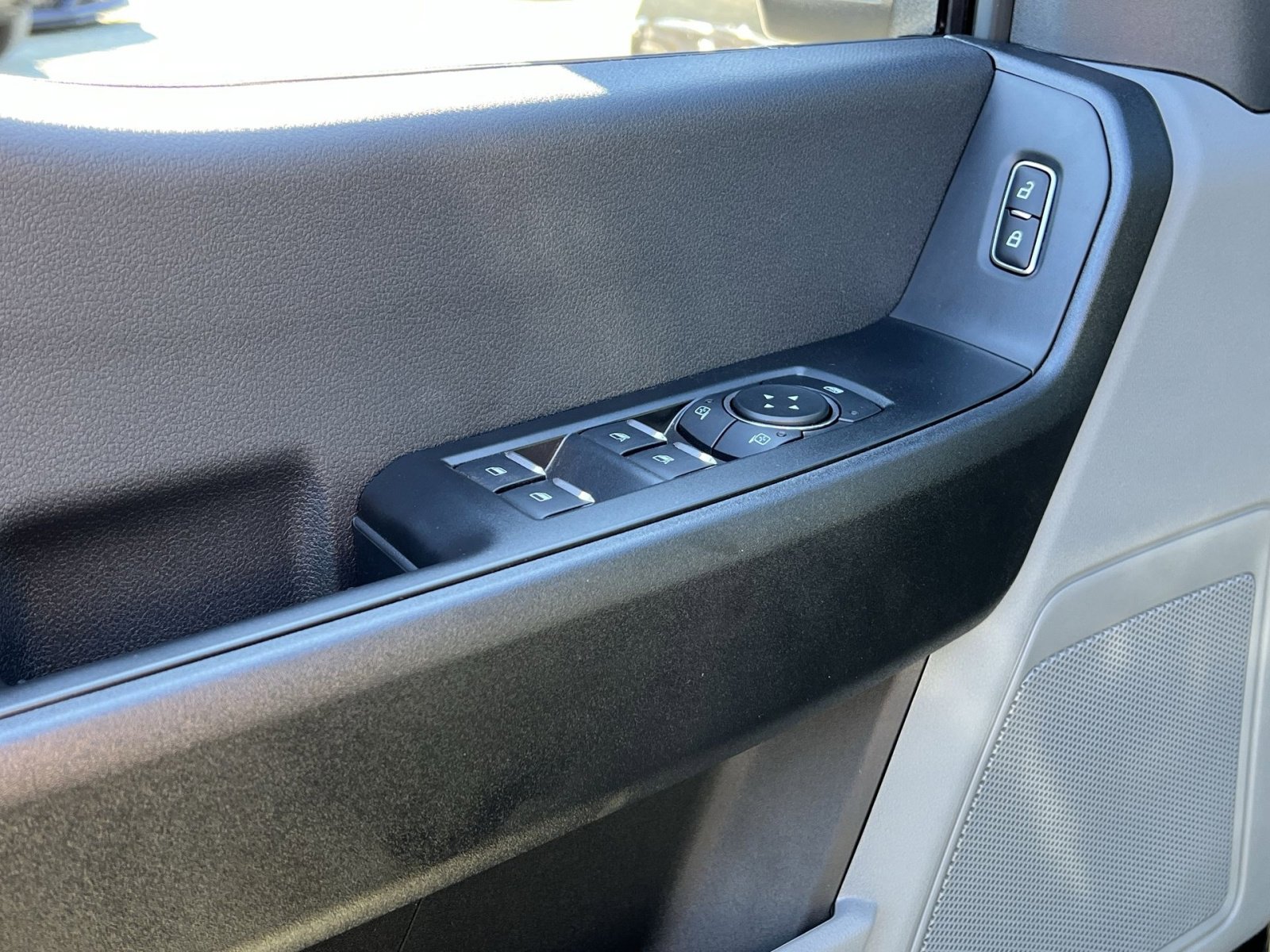 New 2026 Ford F250 XL w/ FX4 Off-Road Package image 14