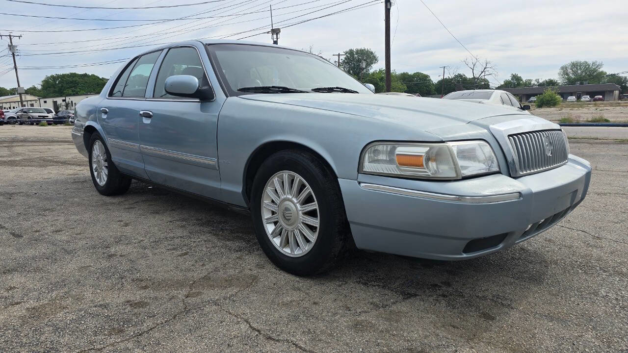Used 2010 Mercury Grand Marquis LS RWD image 5