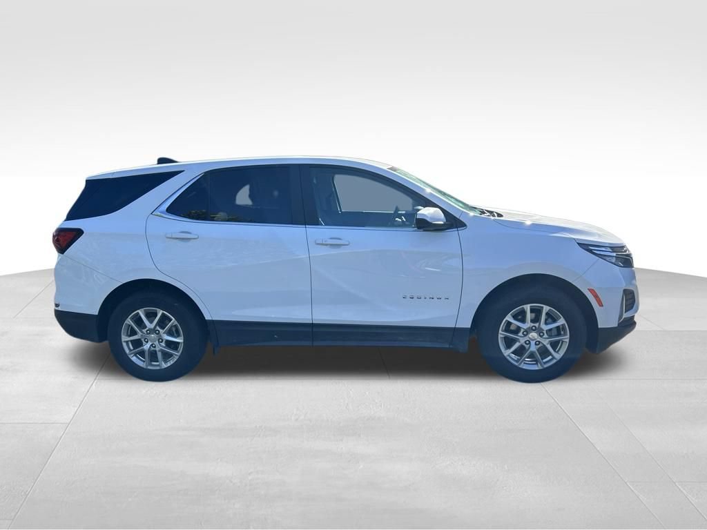 Used 2024 Chevrolet Equinox LT AWD/4WD image 6