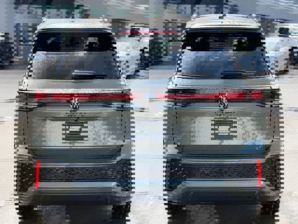 New 2026 Volkswagen Tiguan SE R-Line image 13