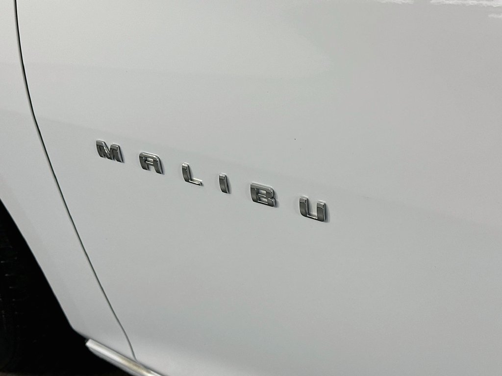 Used 2023 Chevrolet Malibu LS FWD image 27
