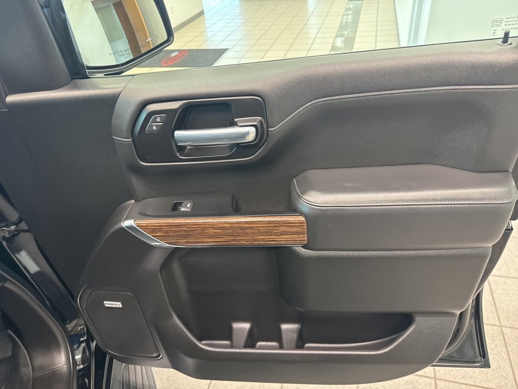 Used 2021 Chevrolet Silverado 1500 High Country w/ Safety Package II image 27