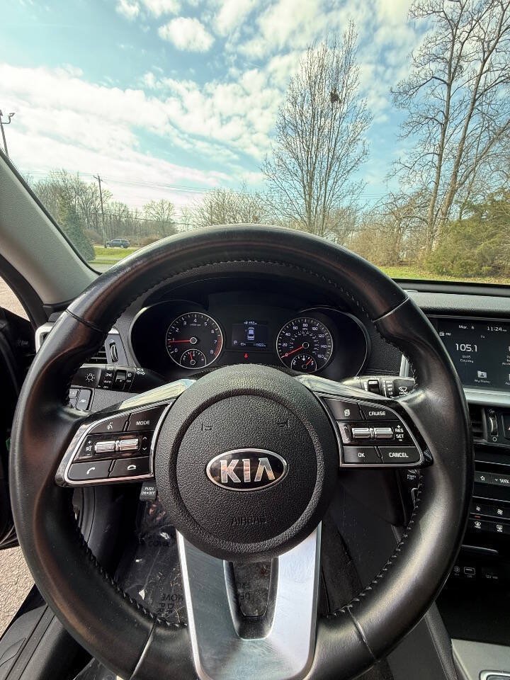 Used 2019 Kia Optima S w/ S Panoramic Sunroof Package FWD image 11