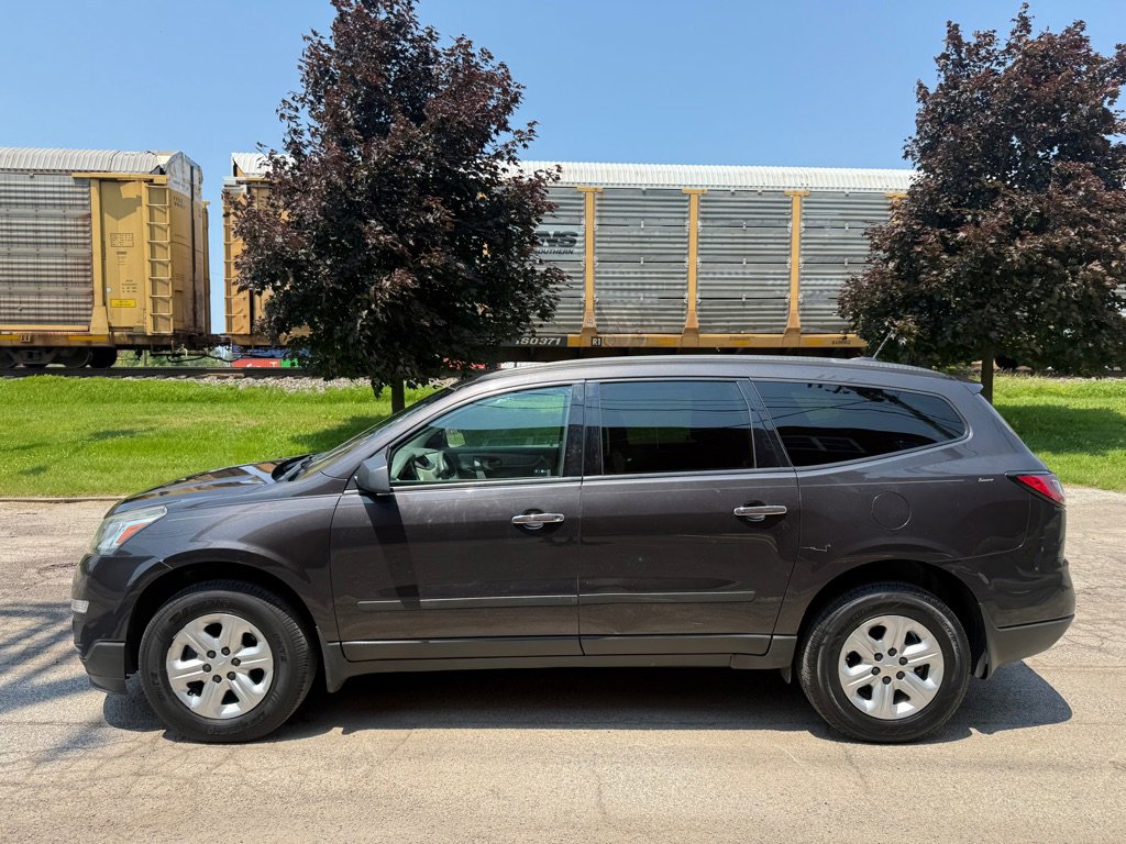 Used 2016 Chevrolet Traverse LS FWD image 6