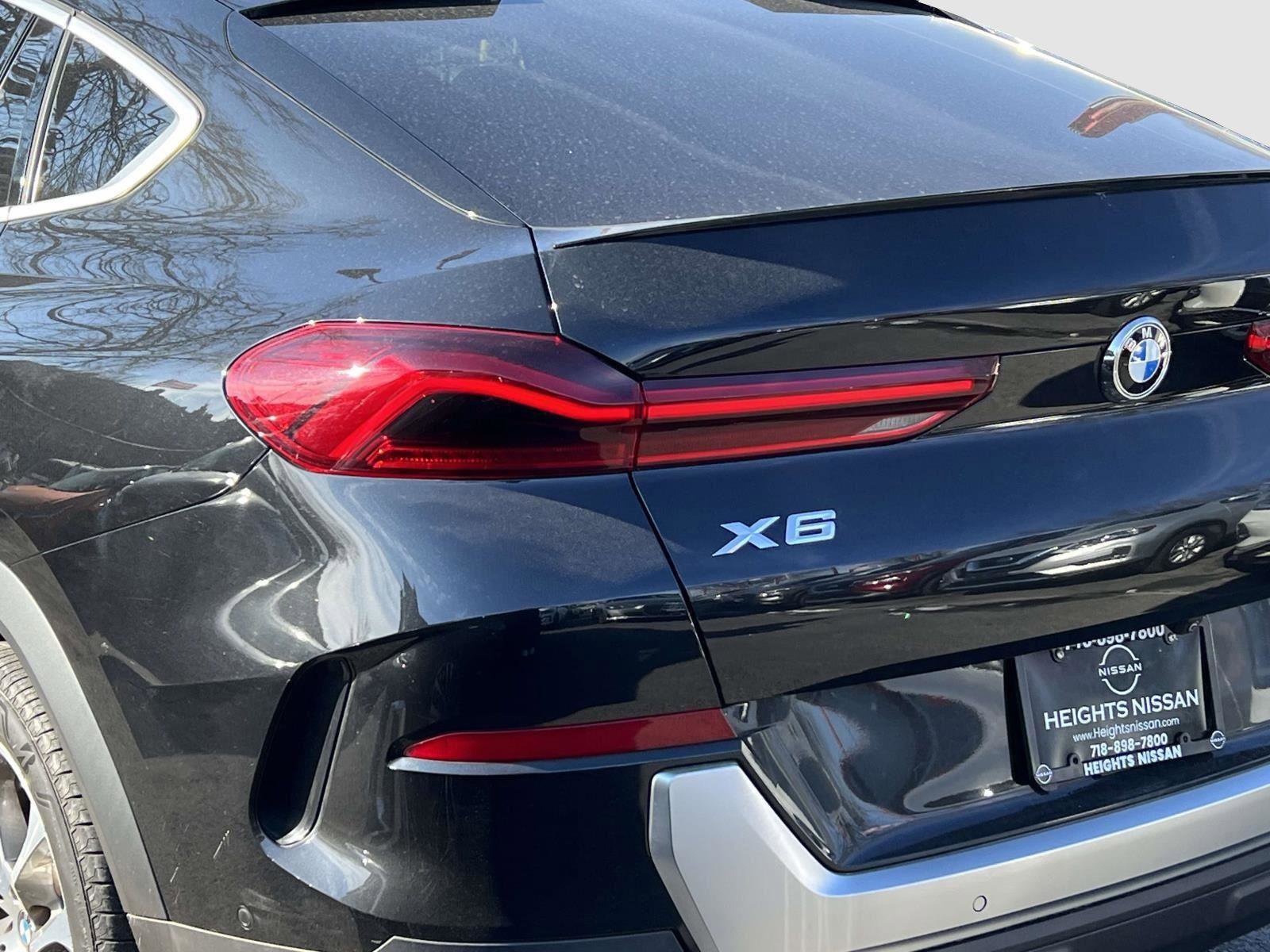 Used 2022 BMW X6 xDrive40i w/ Executive Package image 11