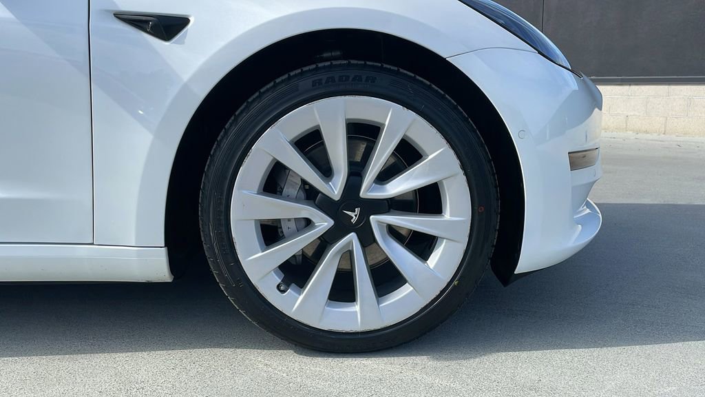Used 2022 Tesla Model 3 Standard Range image 28