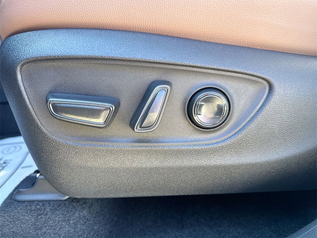 New 2026 Toyota Grand Highlander Platinum image 14