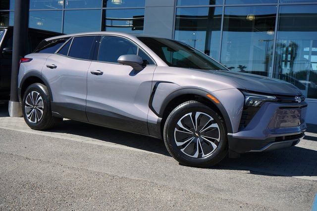 New 2025 Chevrolet Equinox EV LT image 1