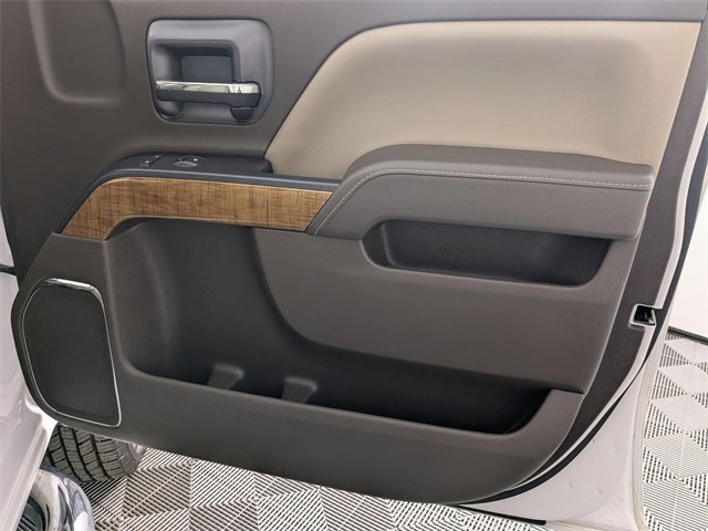 Used 2017 GMC Sierra 2500 SLT w/ Driver Alert Package image 32