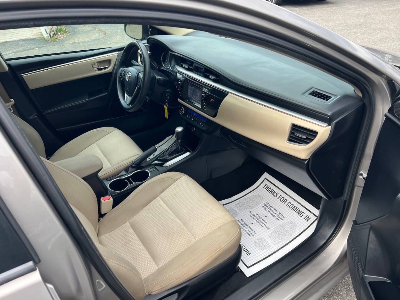 Used 2014 Toyota Corolla LE FWD image 15