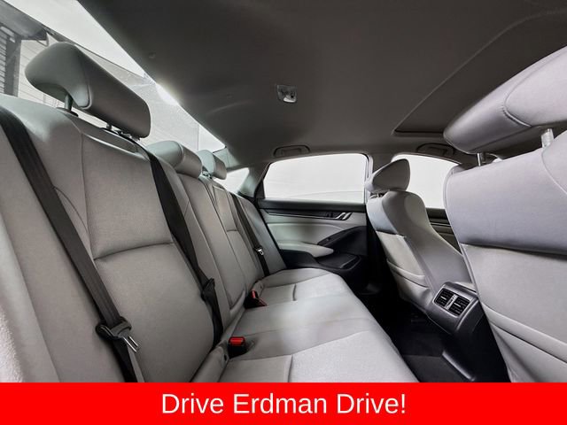 Used 2019 Honda Accord EX image 28