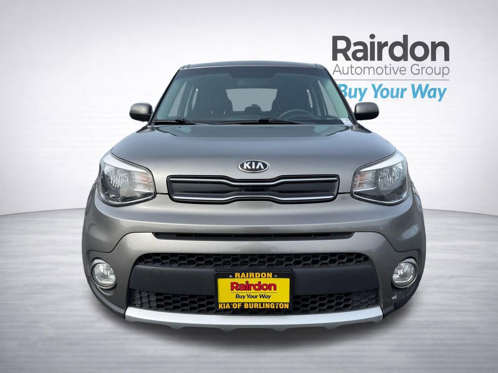 Used 2017 Kia Soul + image 9