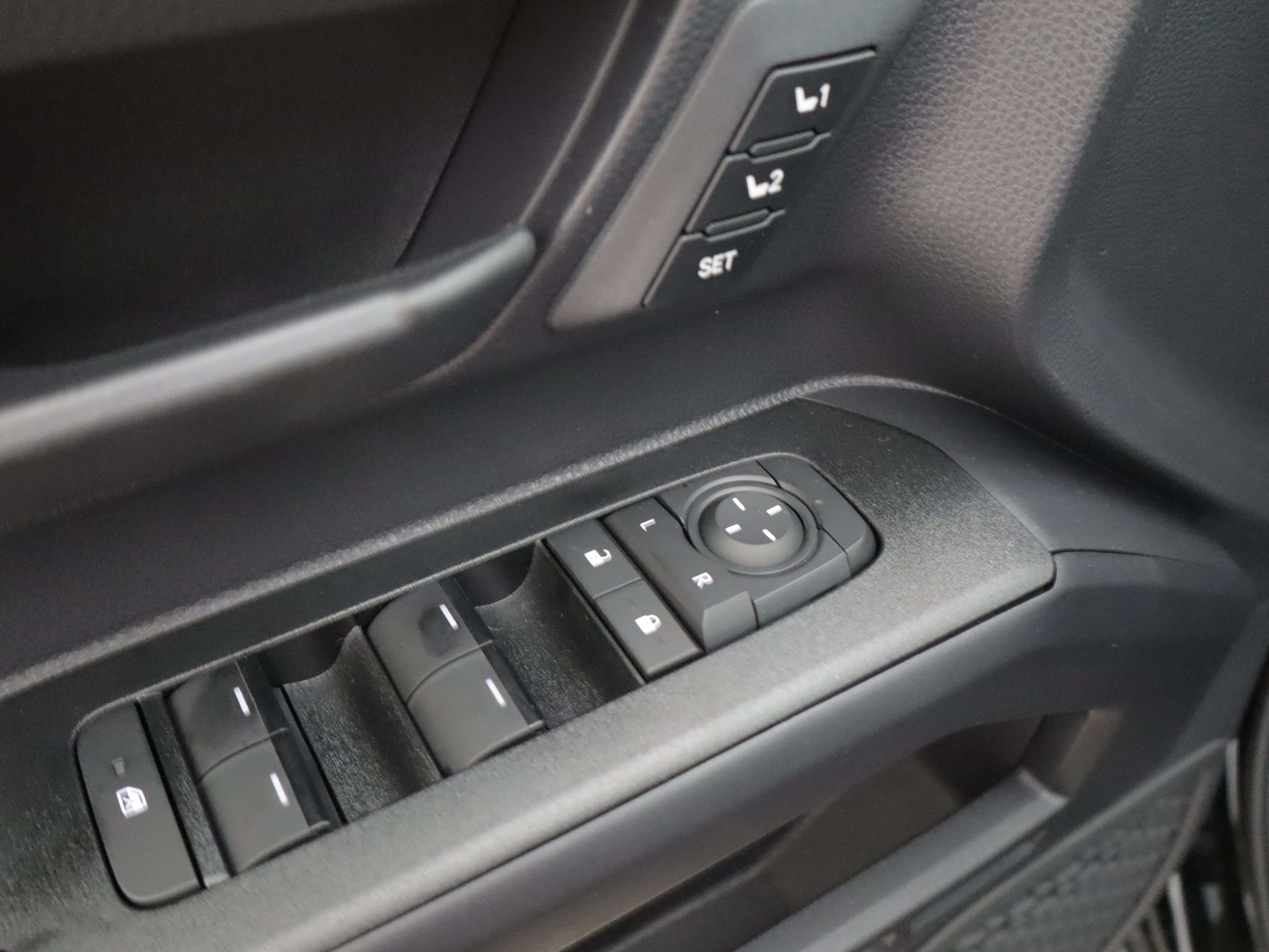New 2026 Toyota 4Runner TRD Off-Road Premium AWD/4WD image 13