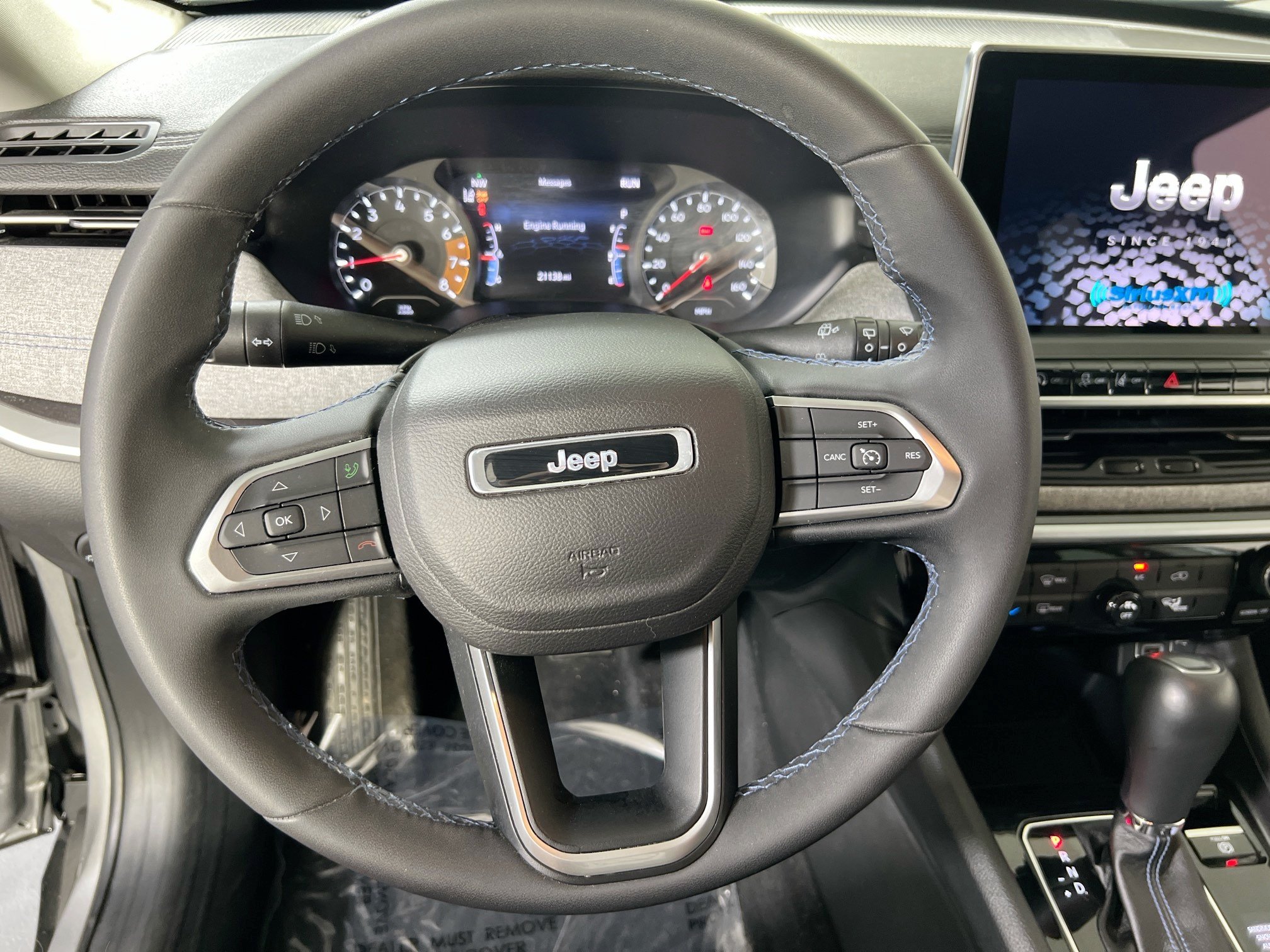 Used 2022 Jeep Compass Latitude AWD/4WD image 11