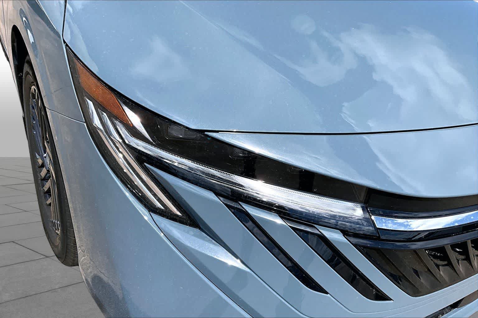 New 2026 Nissan Sentra SV w/ SV Convenience Package FWD image 18