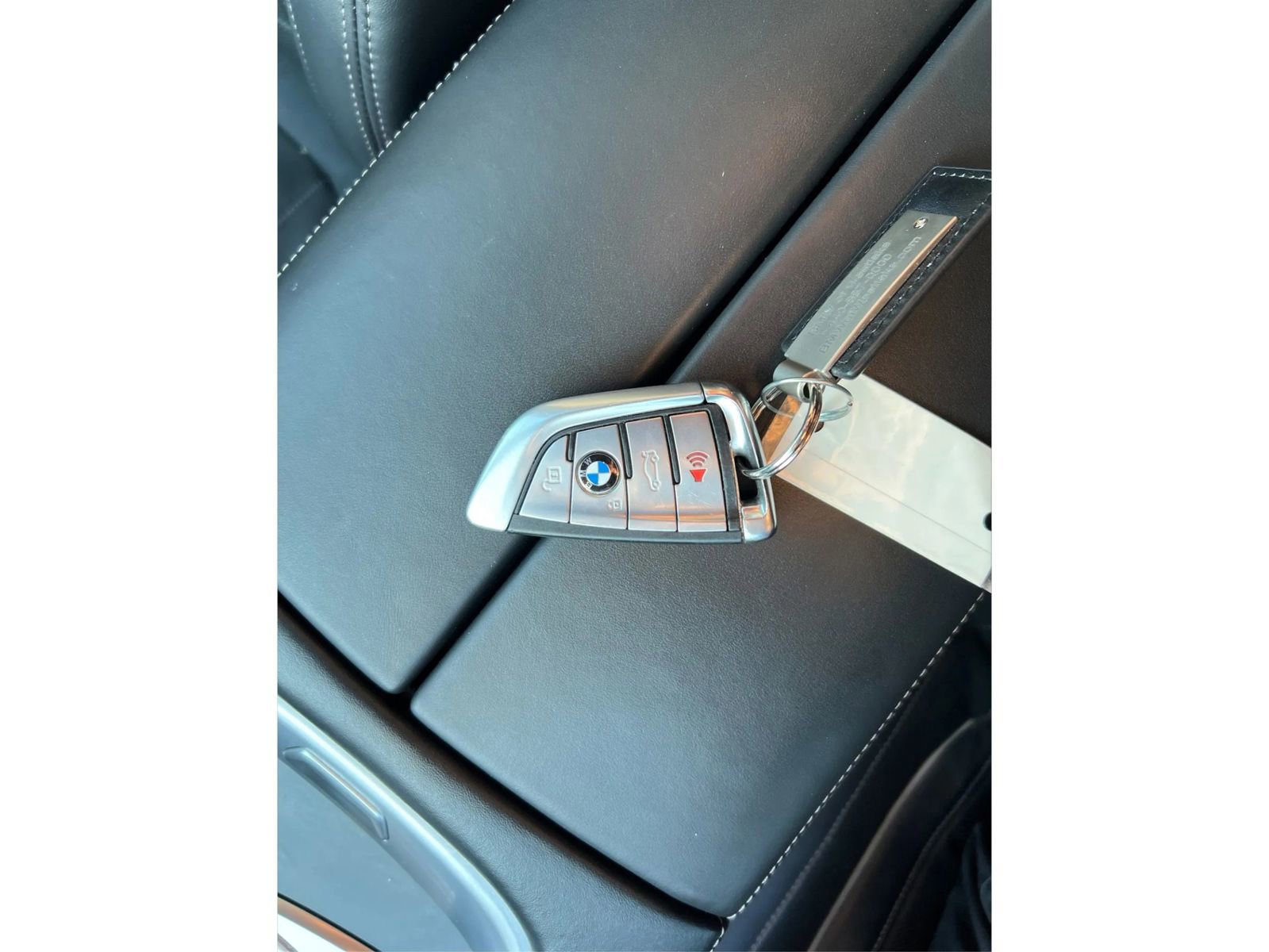 Used 2019 BMW 740i xDrive w/ Executive Package image 40