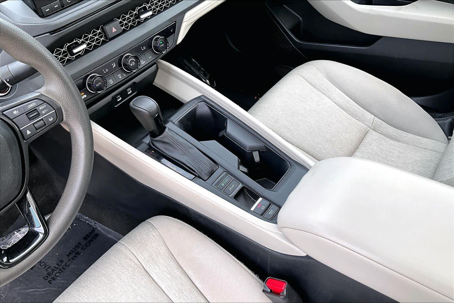 Used 2023 Honda Accord EX image 16