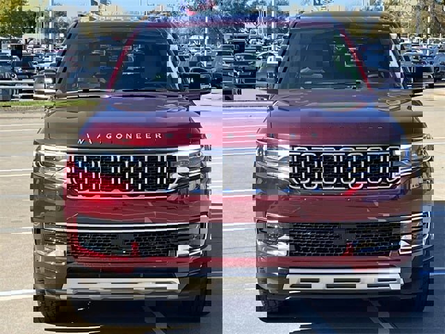 Used 2024 Jeep Wagoneer L Series II image 8