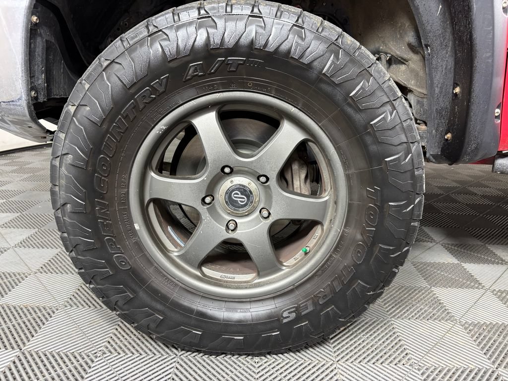 Used 2014 Toyota Tundra SR5 AWD/4WD image 10