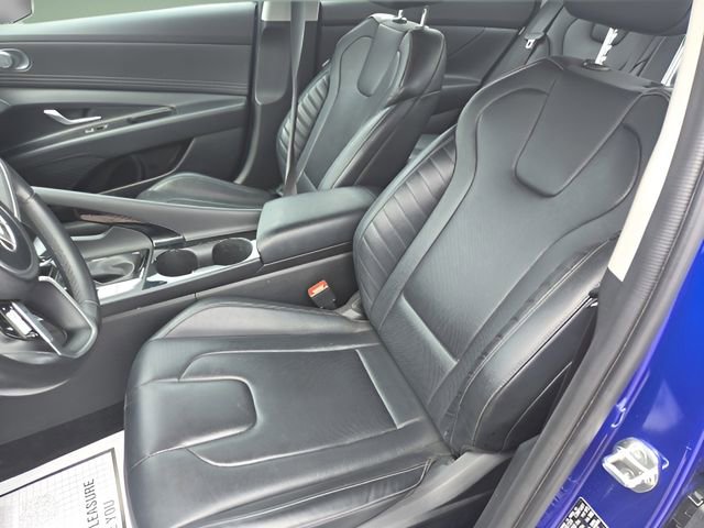 Used 2024 Hyundai Elantra Limited image 12