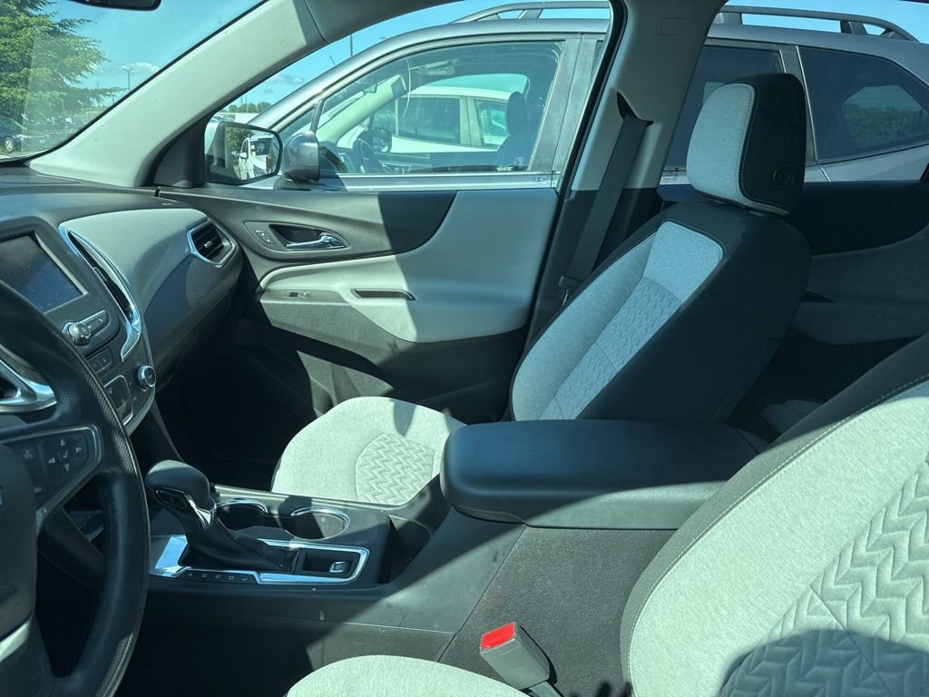 Used 2022 Chevrolet Equinox LT FWD image 6