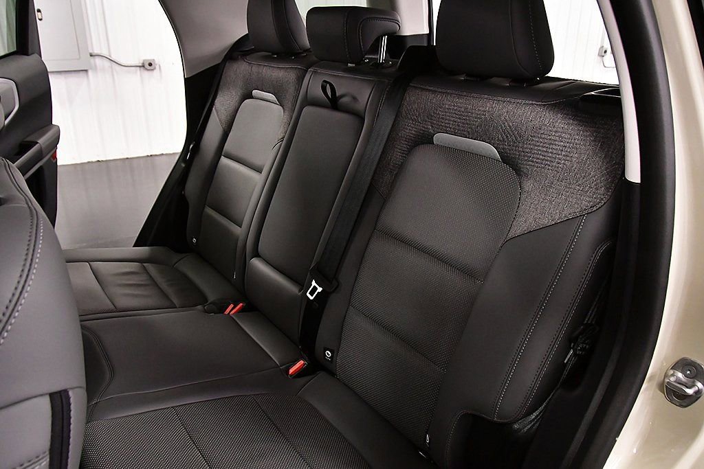 Used 2025 Ford Bronco Sport Badlands AWD/4WD image 30
