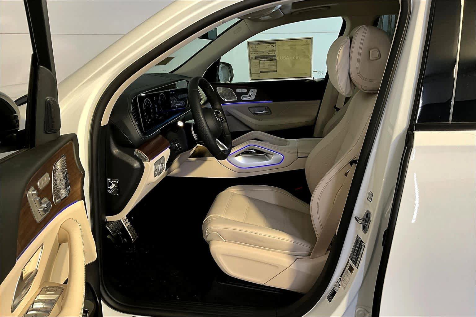 New 2026 Mercedes-Benz GLS 450 4MATIC image 13