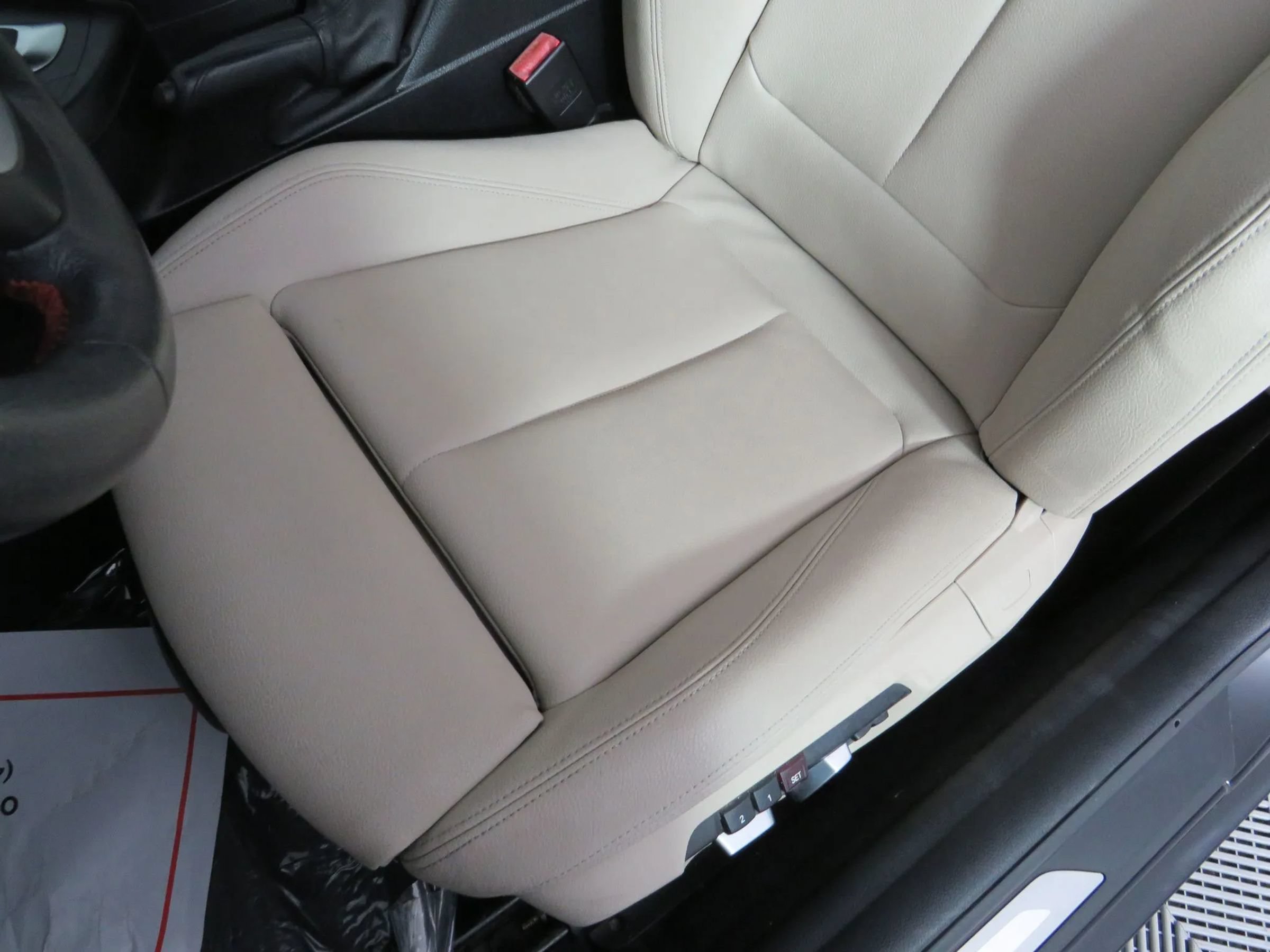 Used 2017 BMW 230i Convertible RWD image 26