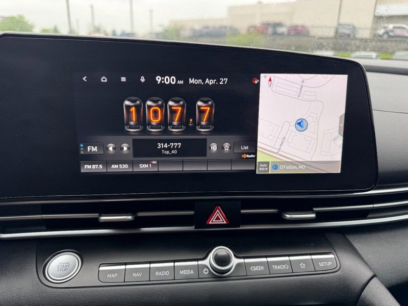 Used 2023 Hyundai Elantra SEL w/ Convenience Package FWD image 19