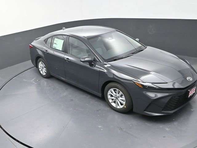 New 2026 Toyota Camry LE FWD image 19