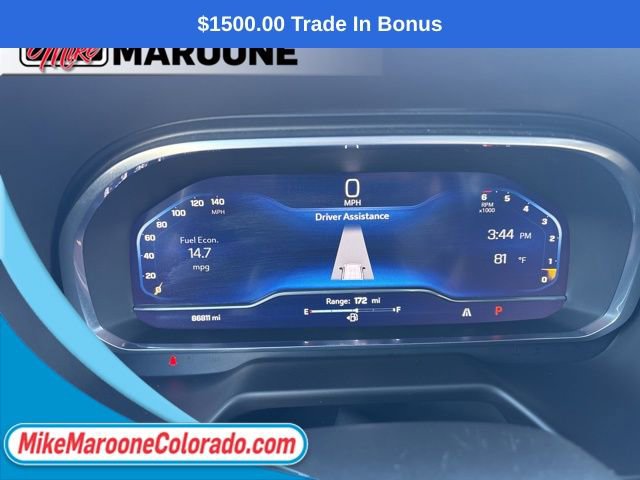 Used 2023 Chevrolet Suburban Premier image 32