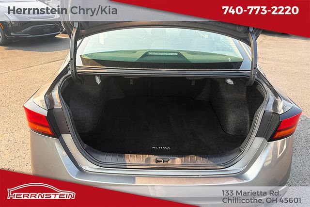 Used 2024 Nissan Altima 2.5 SV FWD image 18