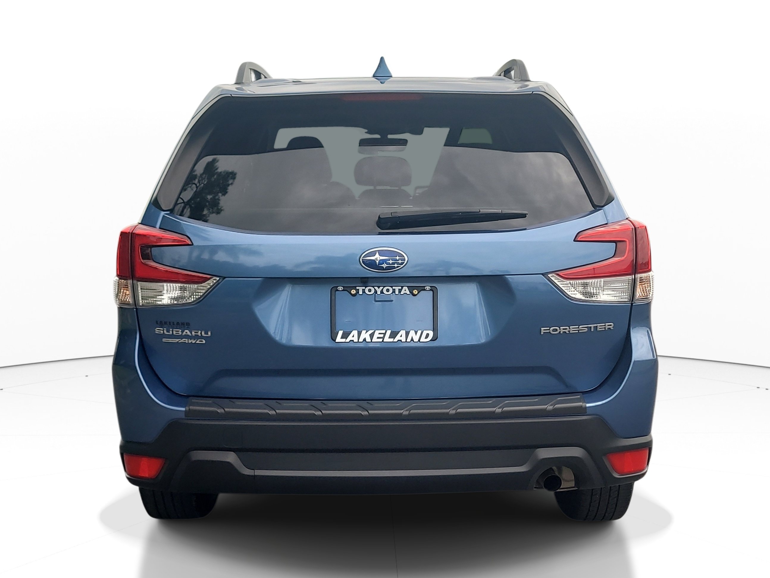 Used 2020 Subaru Forester Premium AWD/4WD image 6