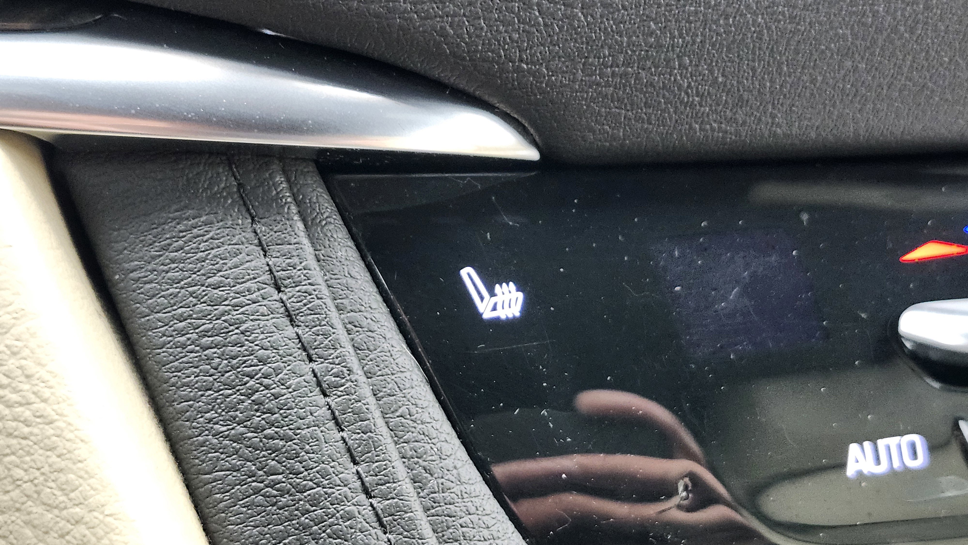 Used 2017 Cadillac XT5 FWD image 27