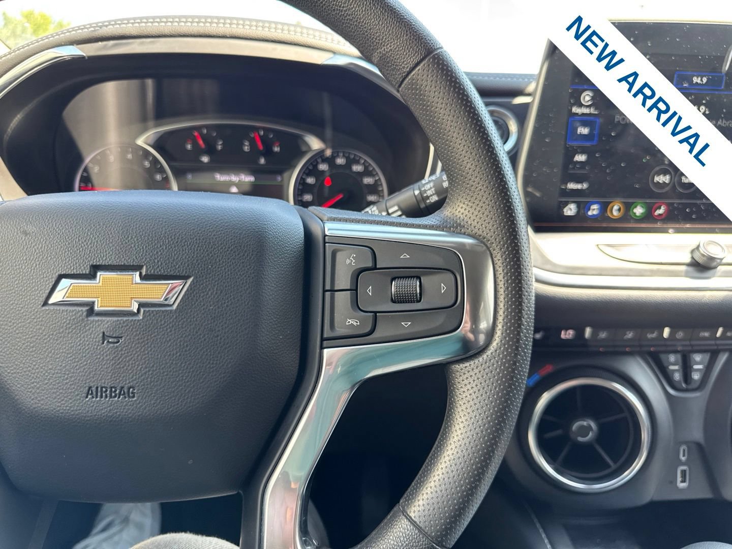 Used 2024 Chevrolet Blazer LT w/ Midnight/Sport Edition AWD/4WD image 23