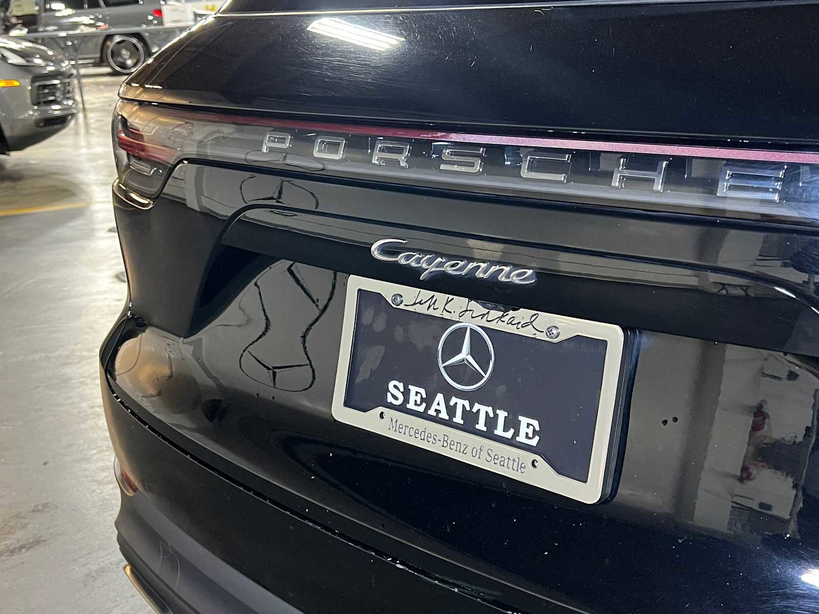 Used 2023 Porsche Cayenne image 15