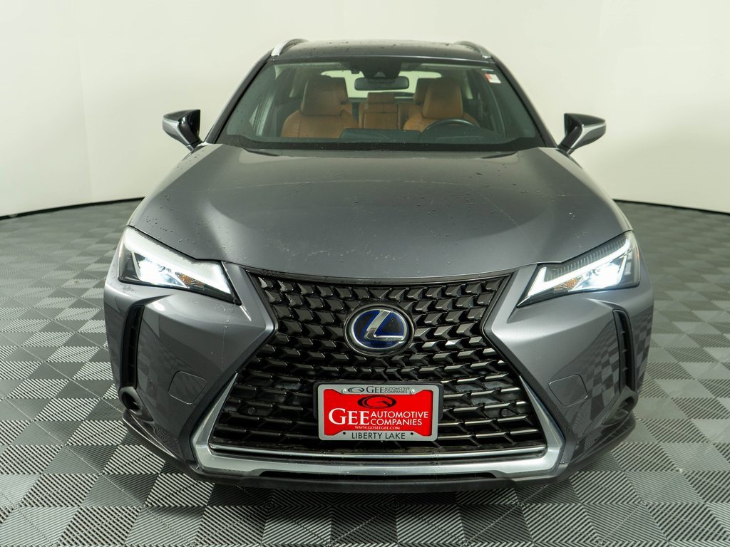 Used 2021 Lexus UX 250h image 2