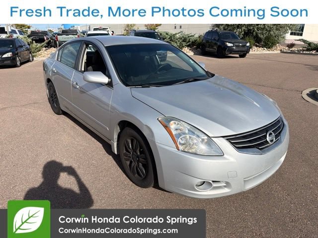Used 2012 Nissan Altima 2.5 S w/ 20th Anniversary Pkg FWD image 1