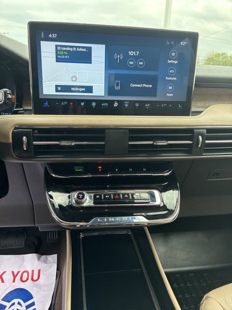 Used 2023 Lincoln Corsair Reserve w/ Equipment Group 201A image 19