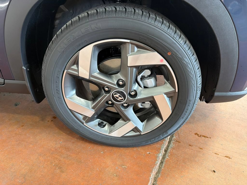 New 2026 Hyundai Venue SEL FWD image 10