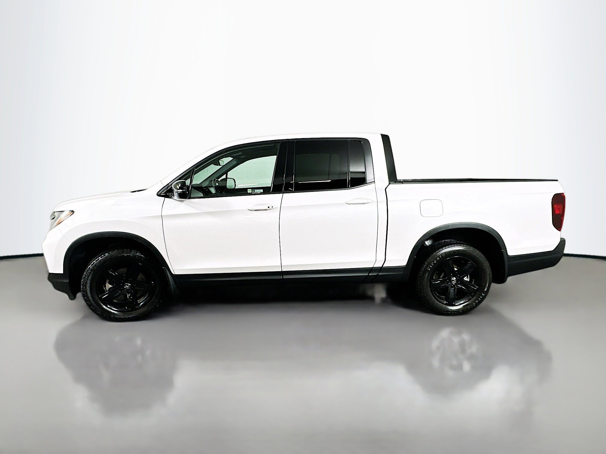 Certified 2023 Honda Ridgeline Black Edition image 4